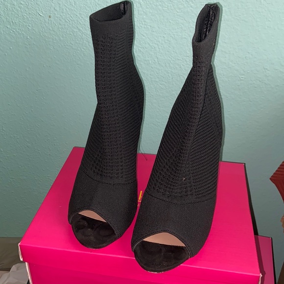 Open toe bootie - Picture 1 of 6